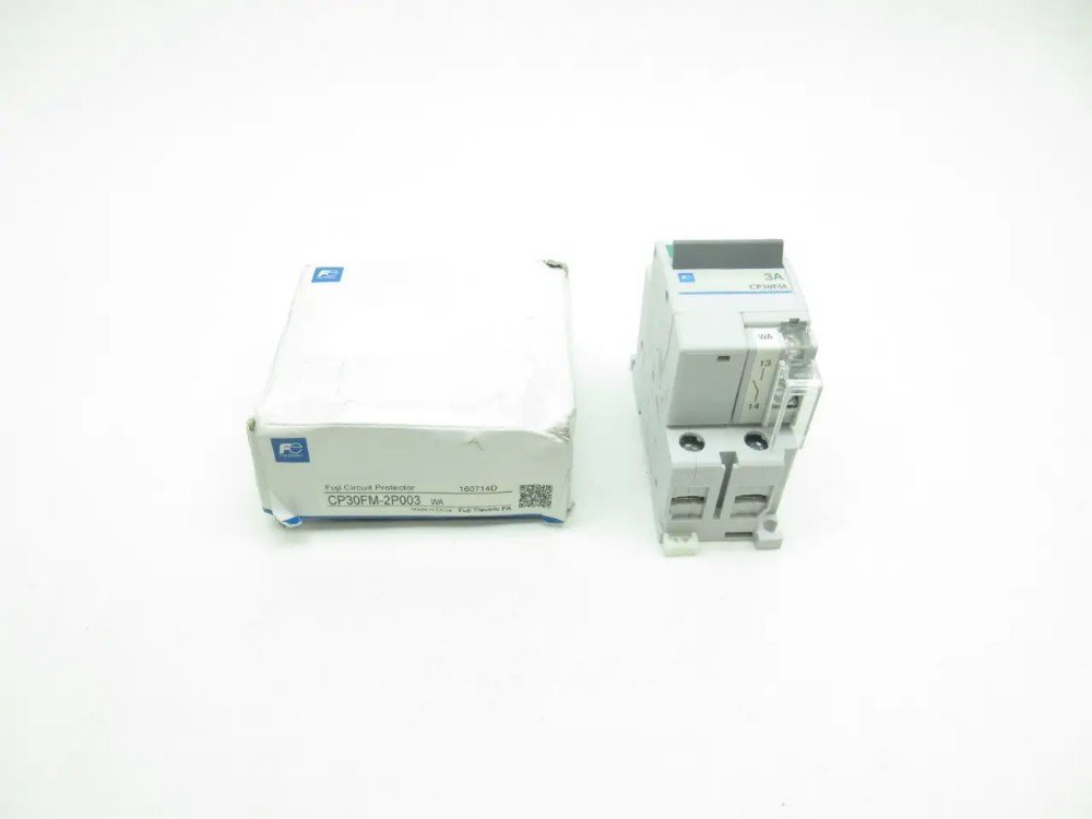 Fuji CP30FM-2P003 Circuit Protector 3a 2p 250v-ac