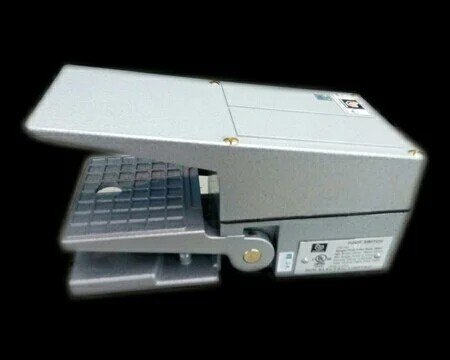Metal BCH FSGX1 Foot Switch, 240 V, for Industrial